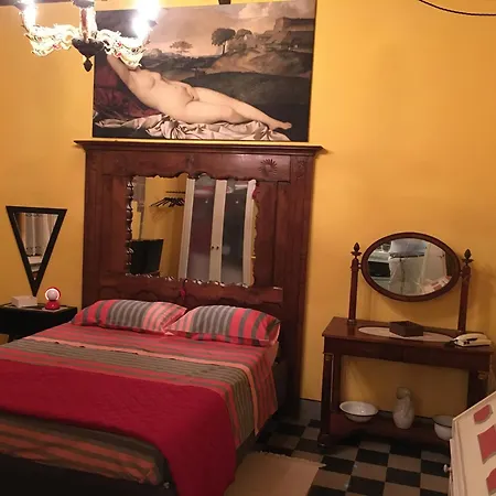 L'arco E' Di Fio קמאיורה