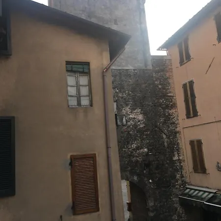 L'arco E' Di Fio דירה *