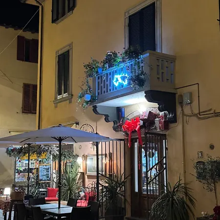 L'arco E' Di Fio דירה קמאיורה